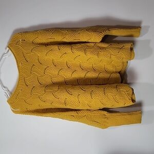 Shein Gold Pullover Sweater w/ Dolman sleeves Scalloped Edge